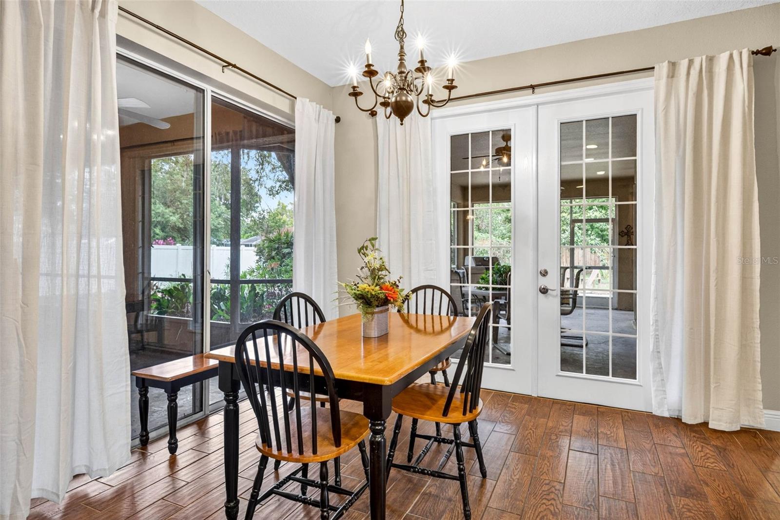 WOODRIDGE - Residential