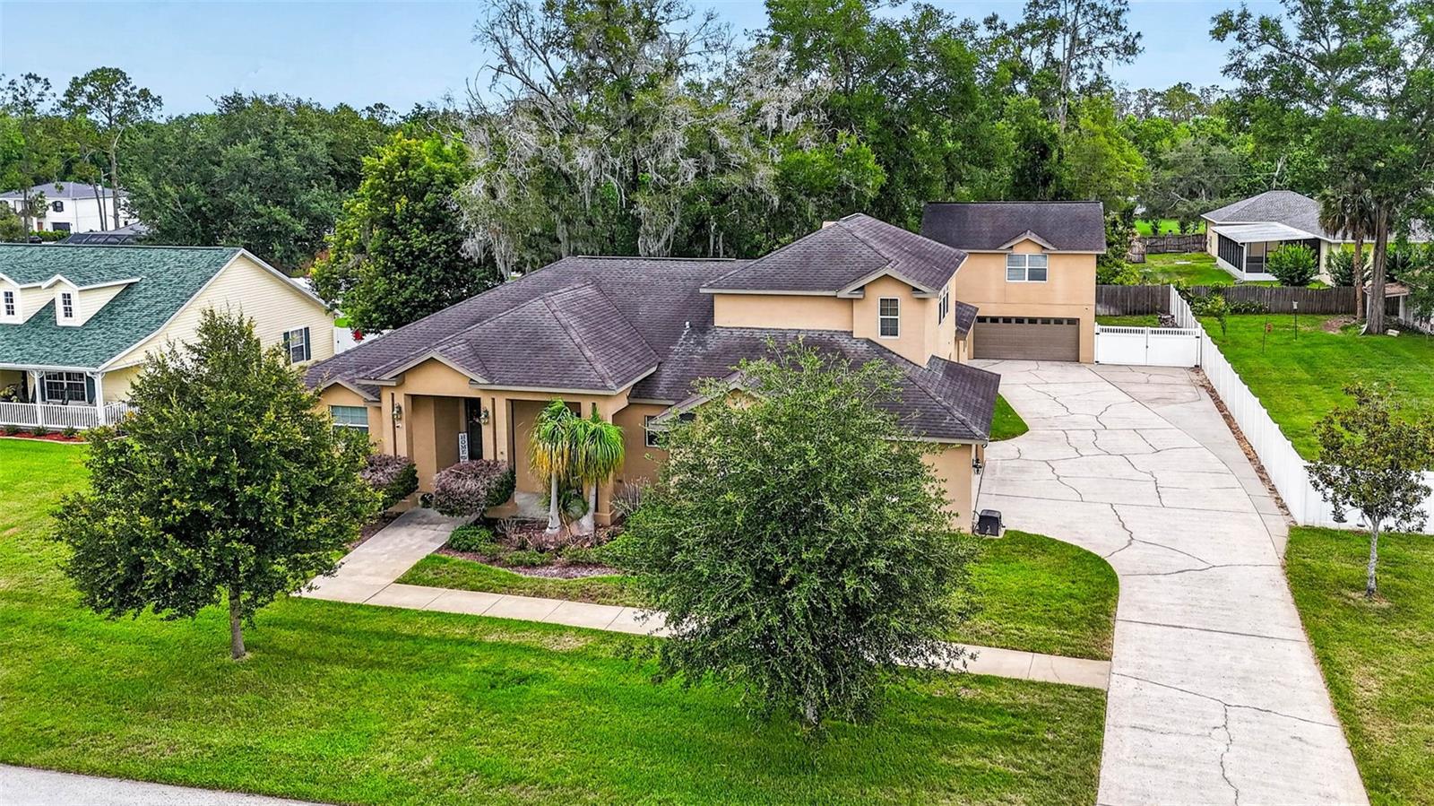 WOODRIDGE - Residential