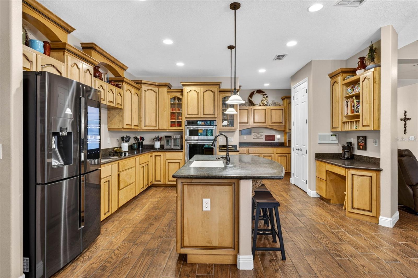 WOODRIDGE - Residential