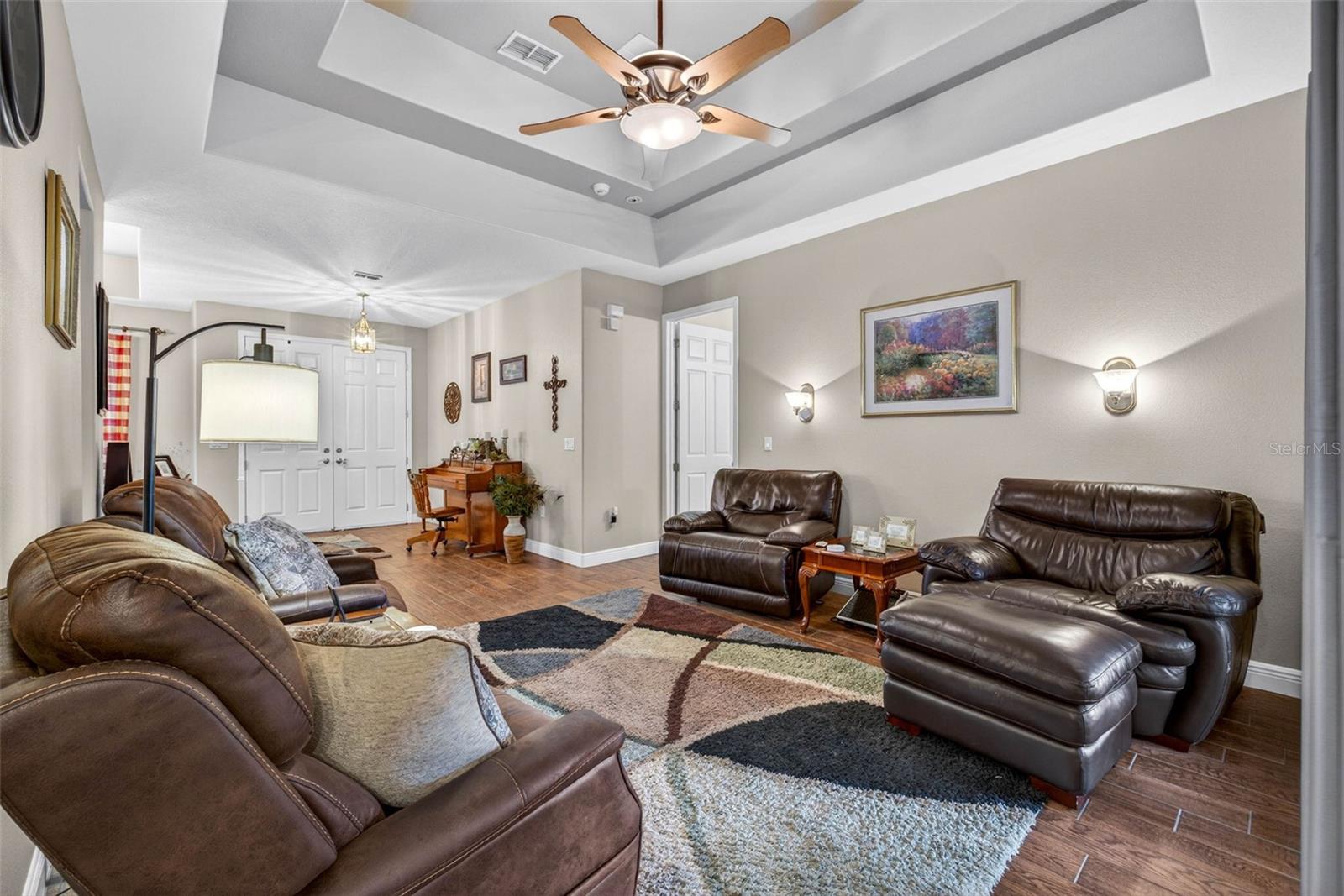 WOODRIDGE - Residential