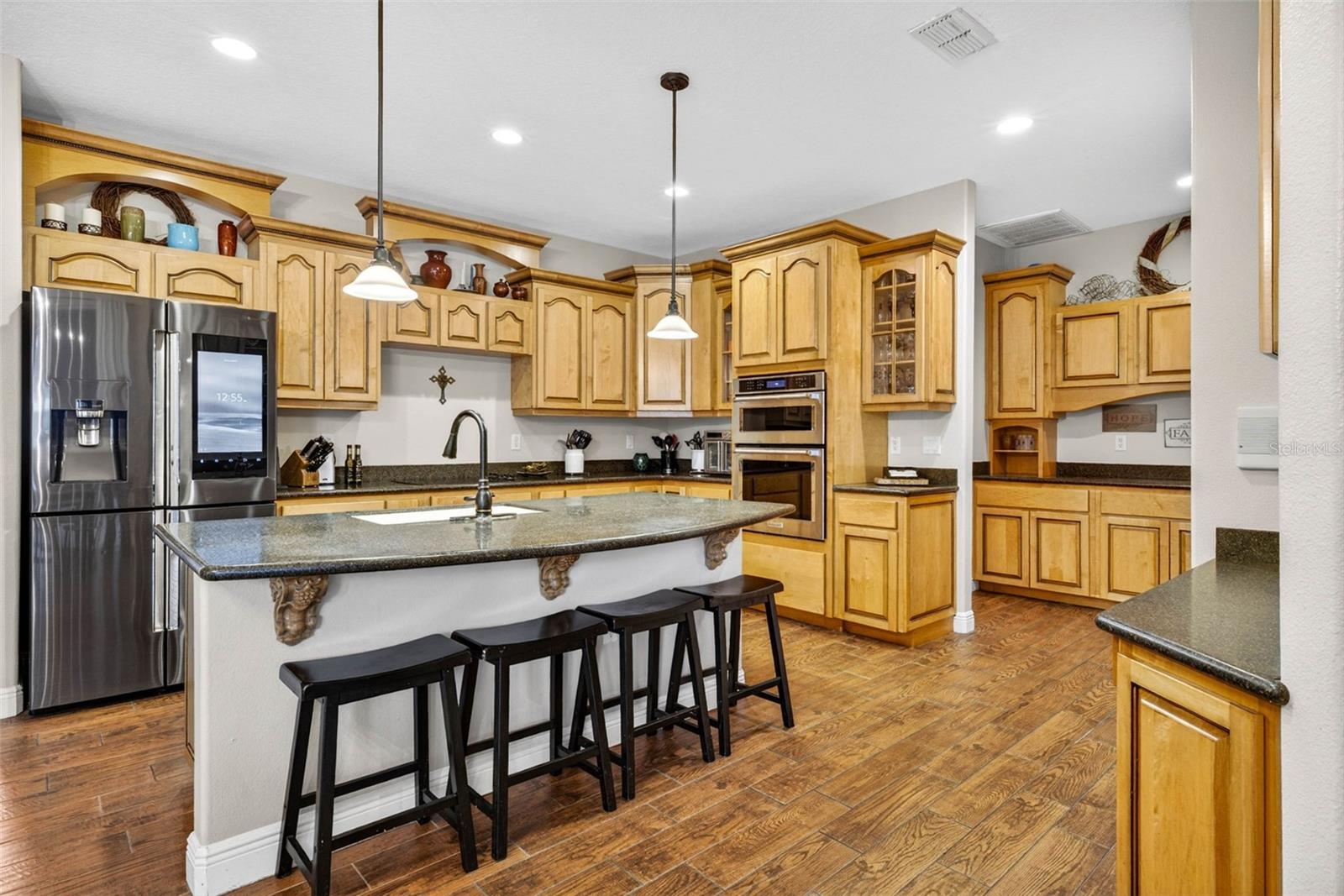 WOODRIDGE - Residential