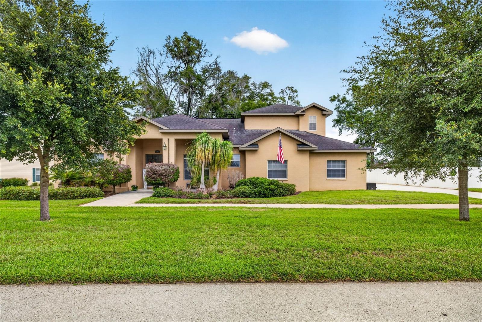 WOODRIDGE - Residential