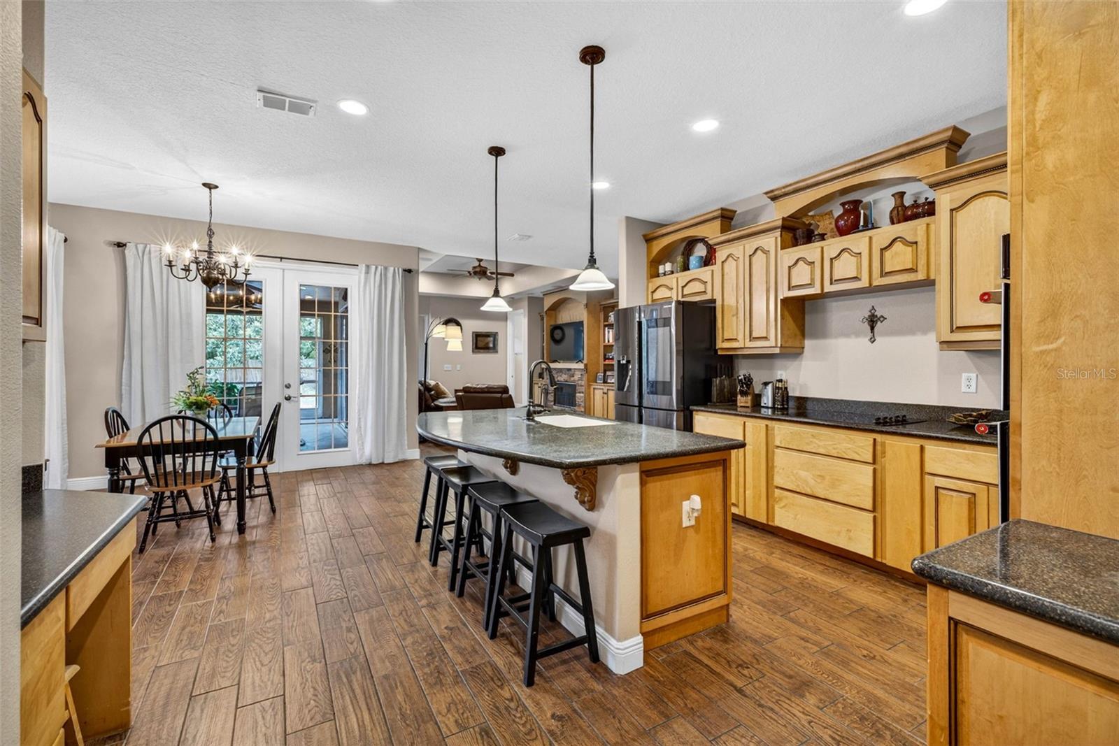WOODRIDGE - Residential