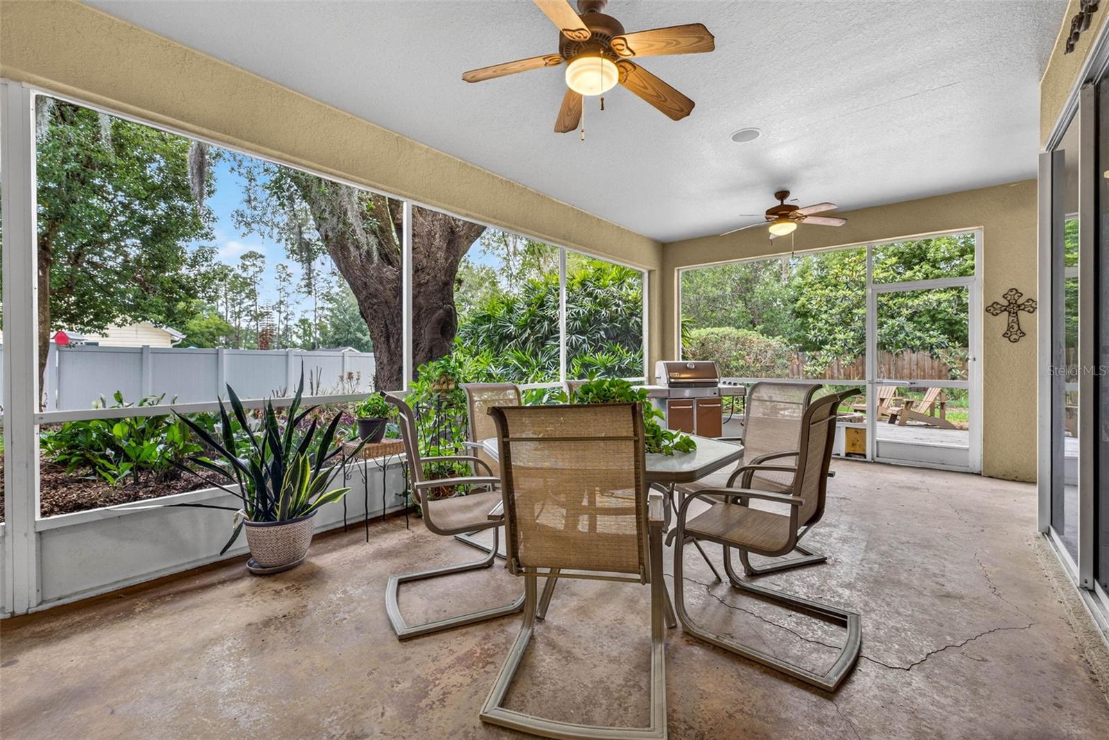 WOODRIDGE - Residential