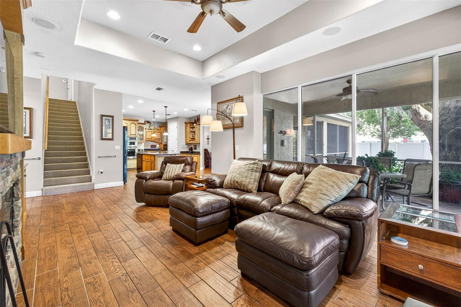 WOODRIDGE - Residential