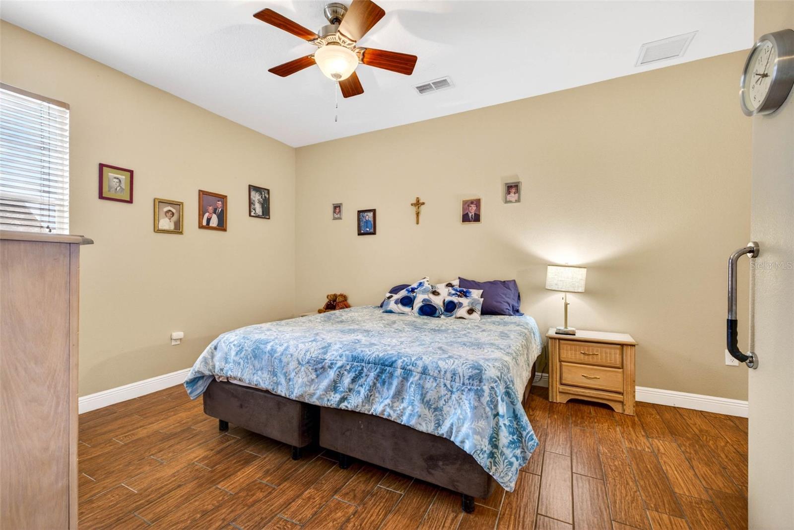 WOODRIDGE - Residential