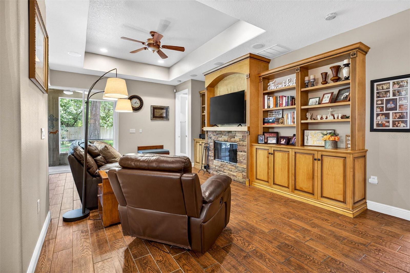 WOODRIDGE - Residential