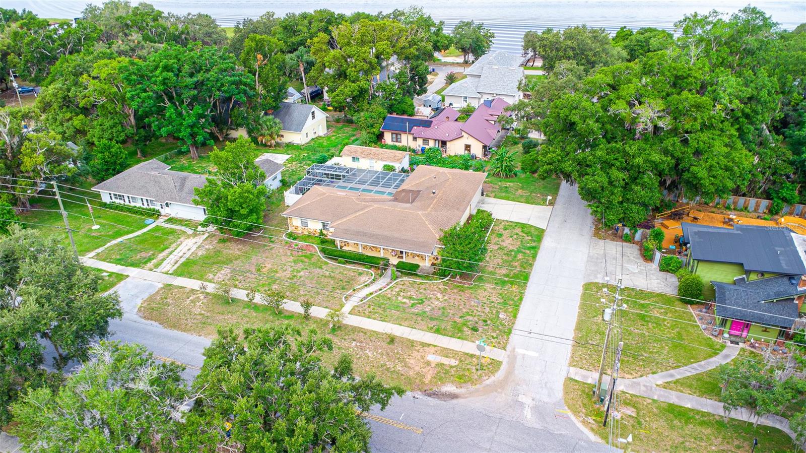 MINNEOLA - Residential