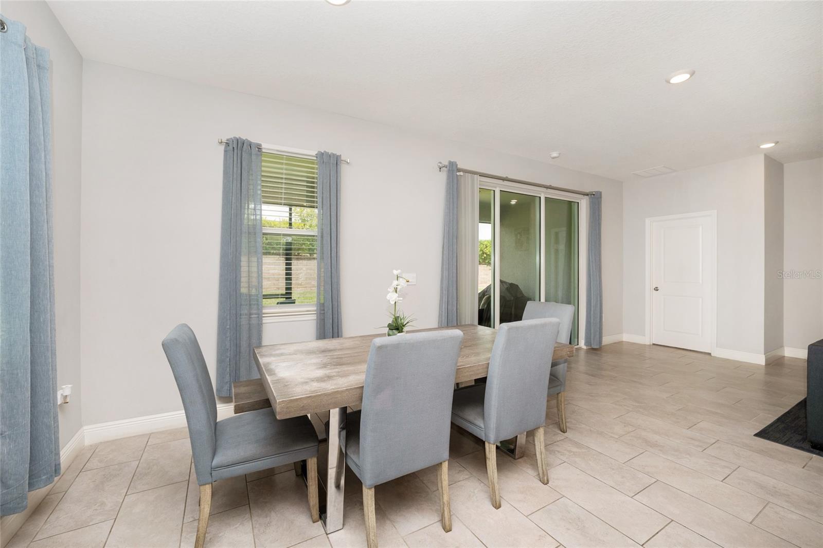 RIDGE AT HEATHBROOK - Residential