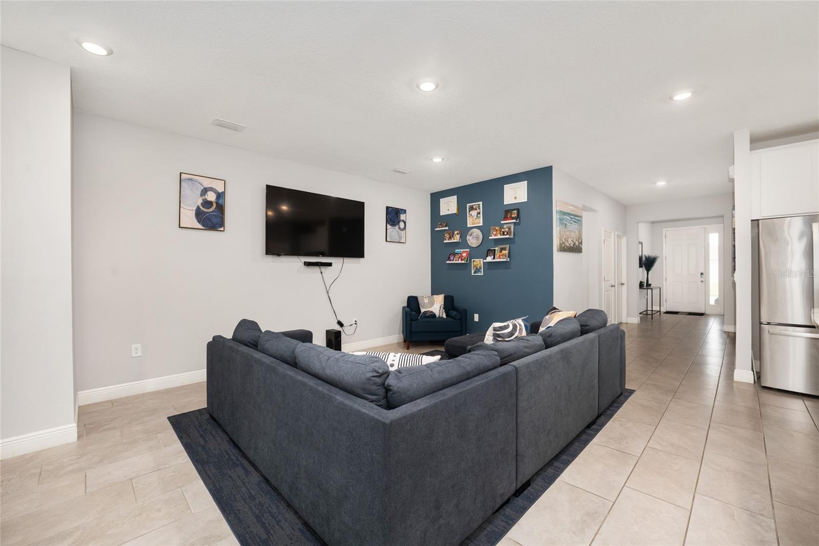 RIDGE AT HEATHBROOK - Residential