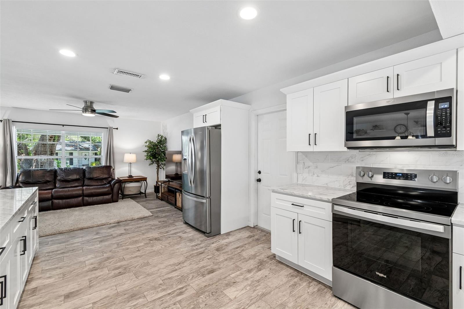 FOUR WINDS ESTATES - Residential