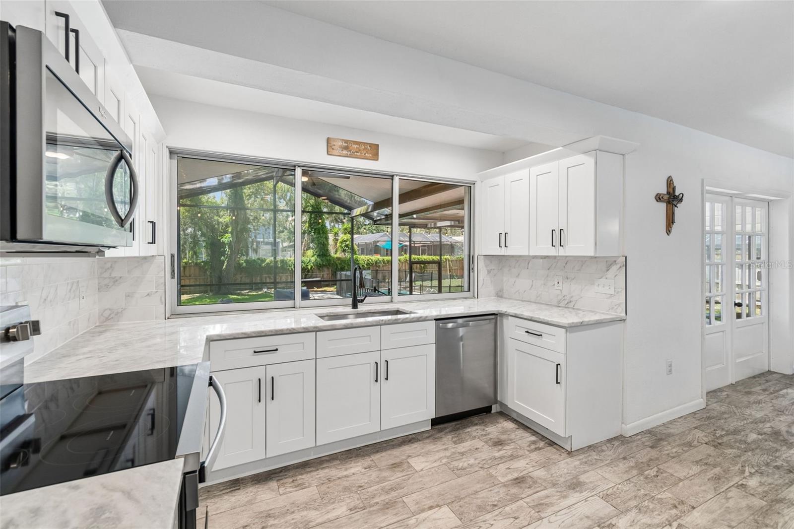 FOUR WINDS ESTATES - Residential