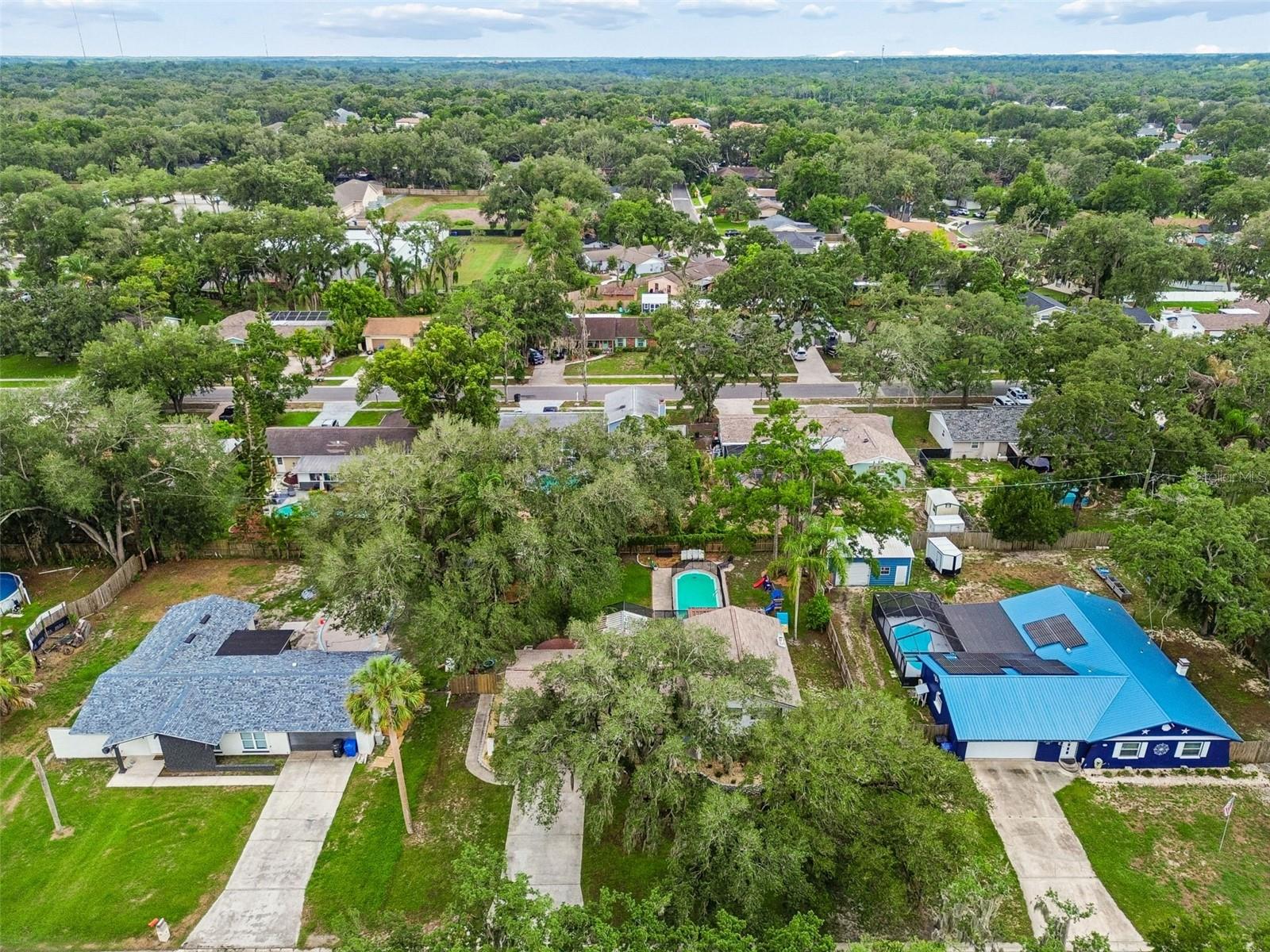 FOUR WINDS ESTATES - Residential