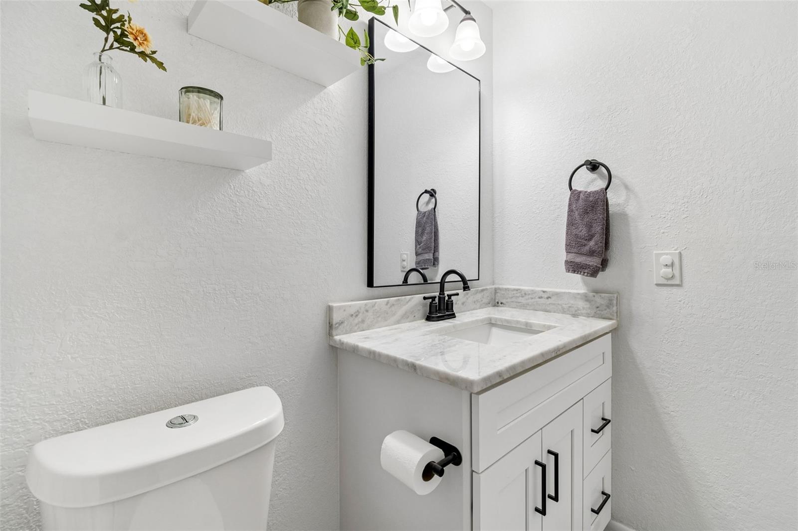 FOUR WINDS ESTATES - Residential