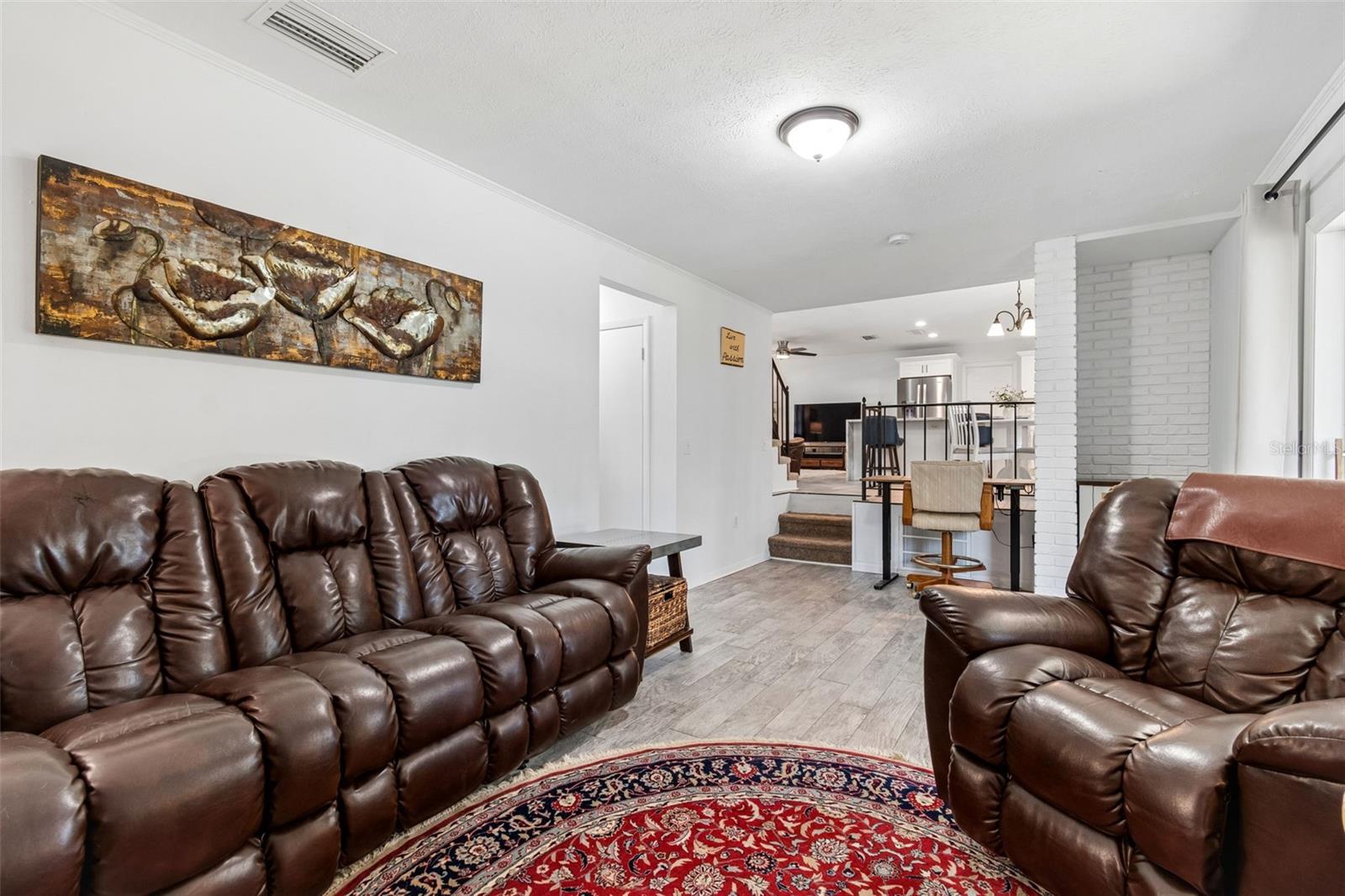 FOUR WINDS ESTATES - Residential