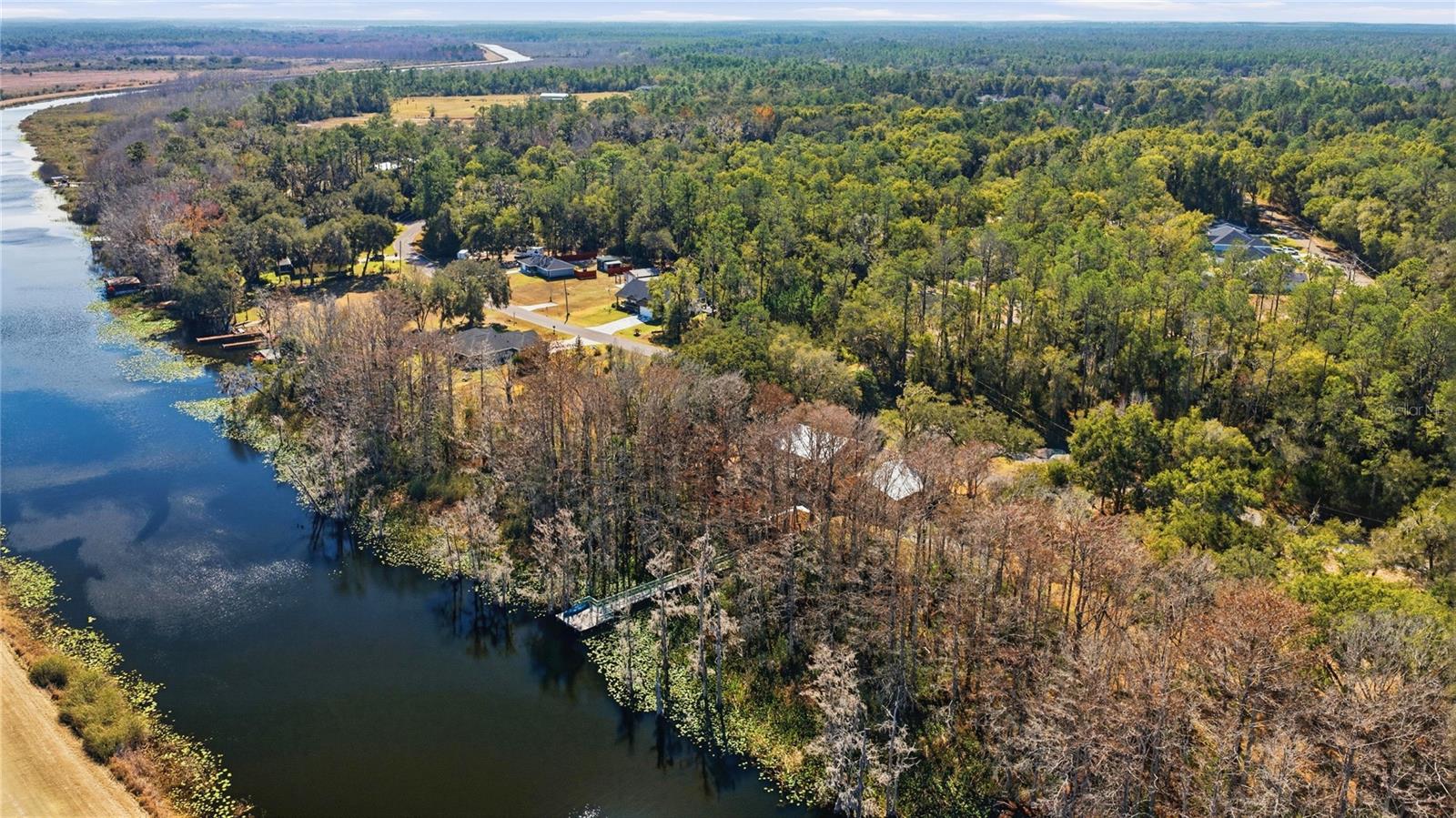 SILVER SPRINGS SHORES - Residential