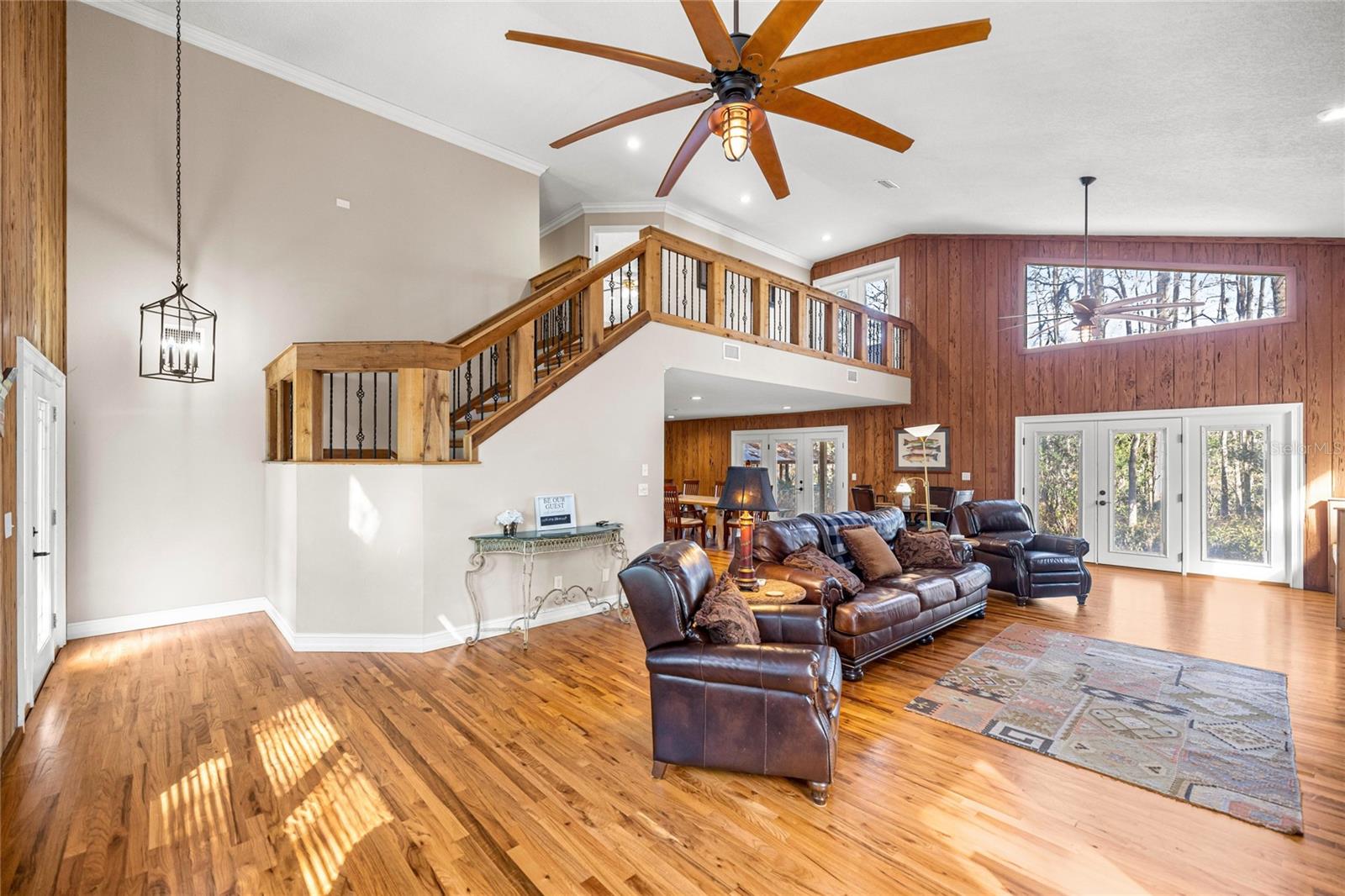 SILVER SPRINGS SHORES - Residential