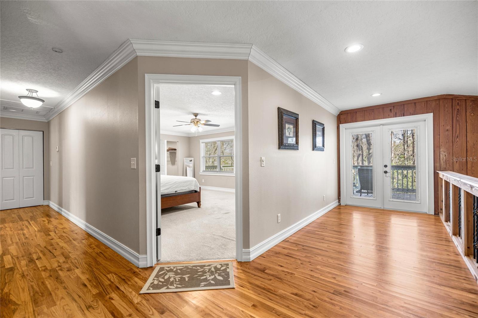 SILVER SPRINGS SHORES - Residential