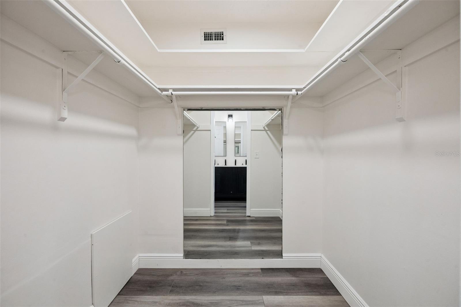 PLANTATION APTS ORLANDO - Residential