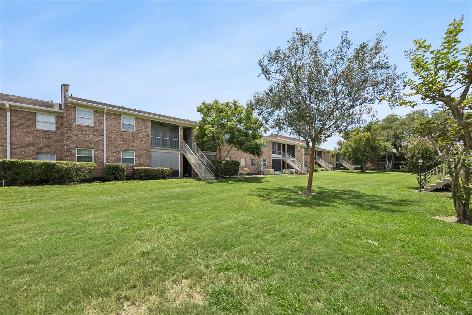 PLANTATION APTS ORLANDO - Residential