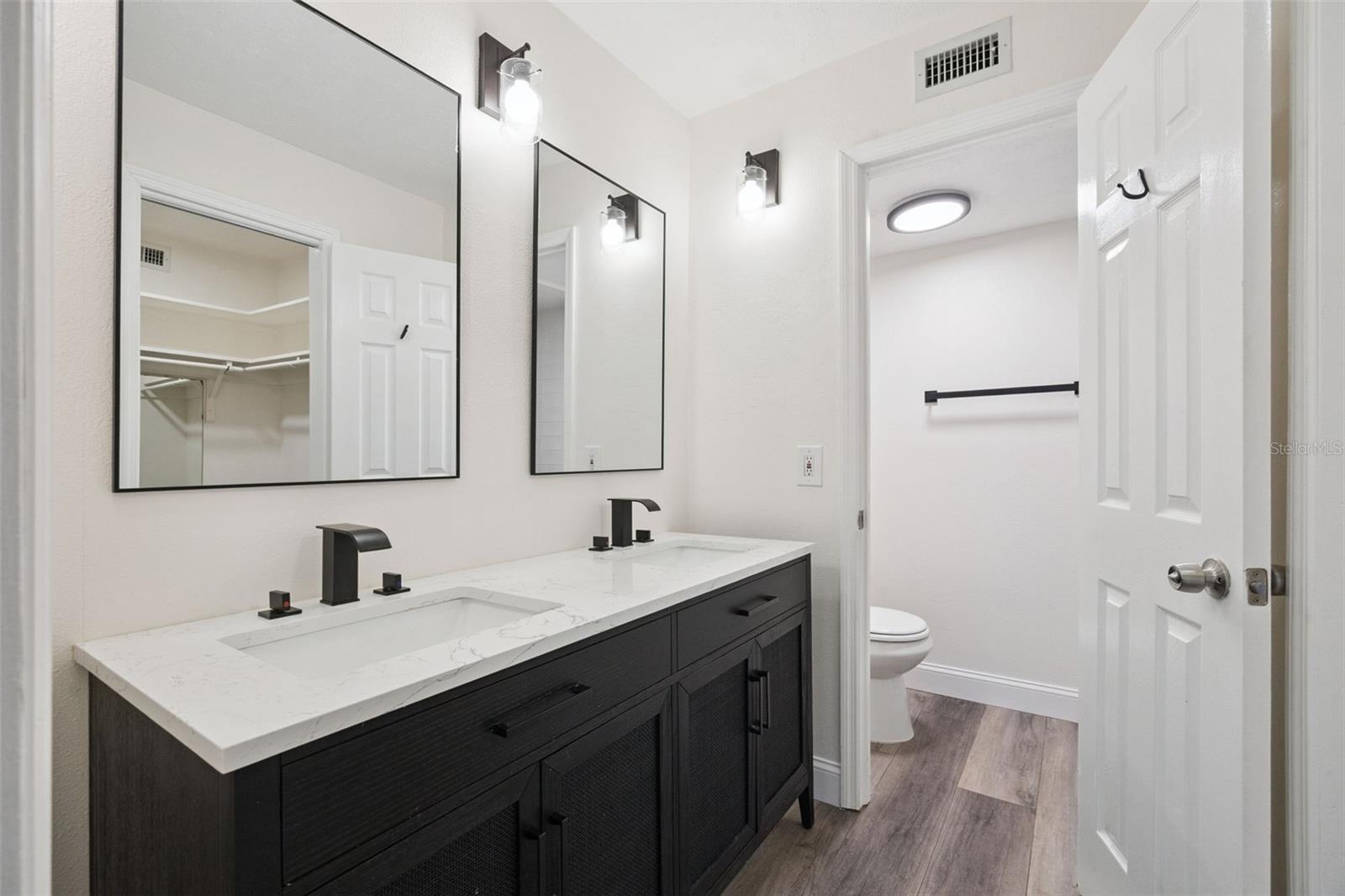 PLANTATION APTS ORLANDO - Residential