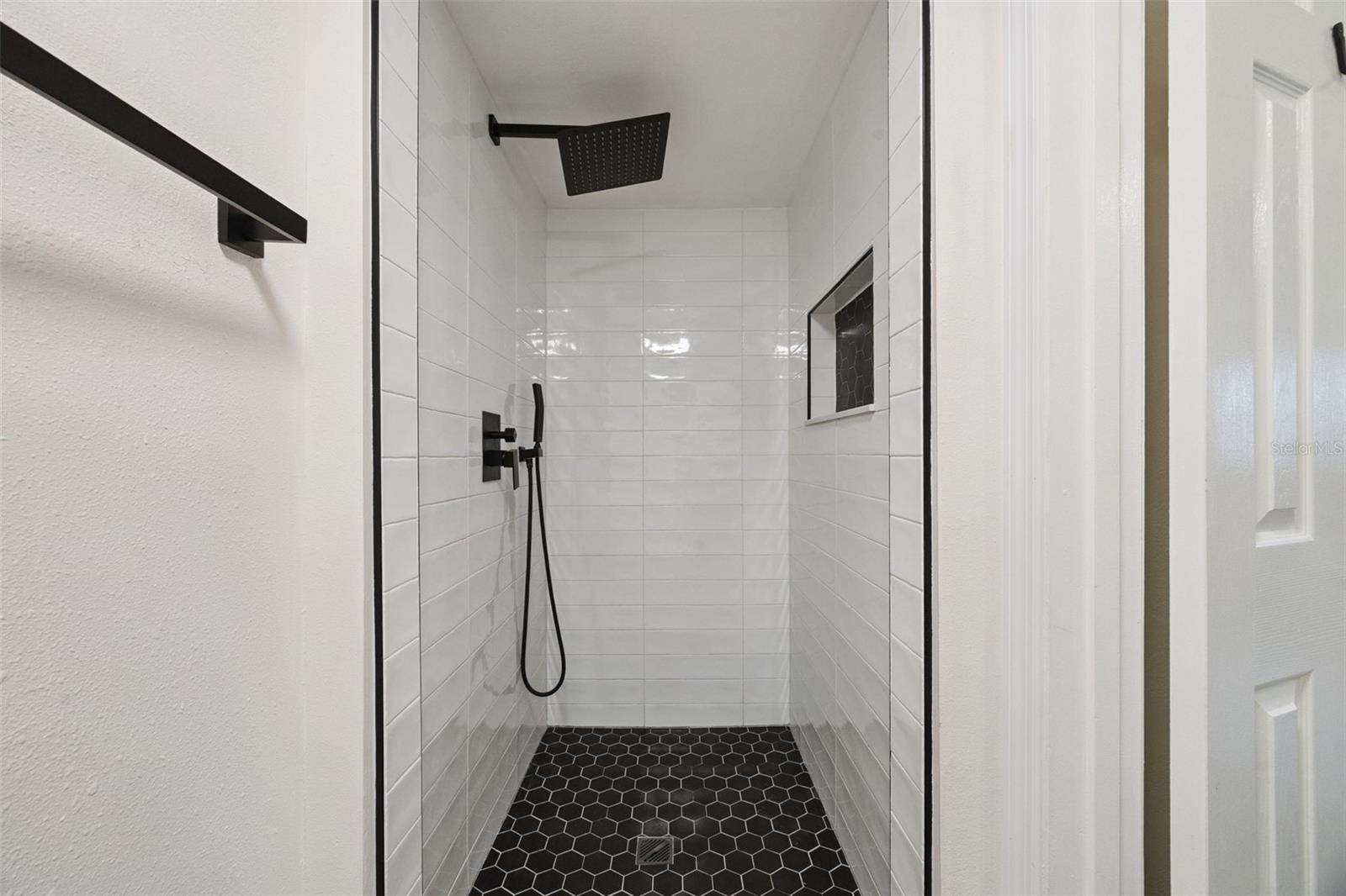PLANTATION APTS ORLANDO - Residential