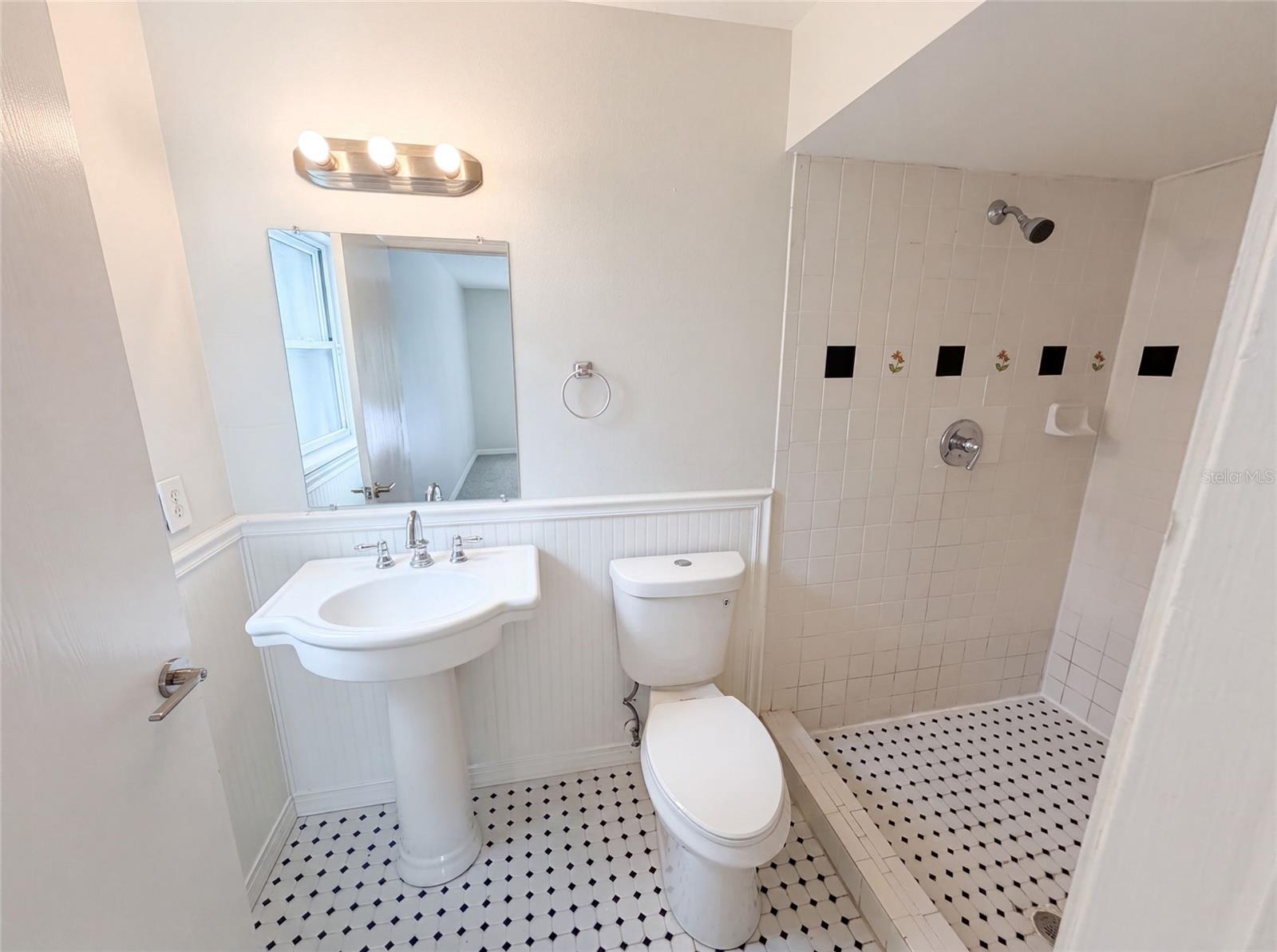 OAK FOREST UNIT 2B - Residential