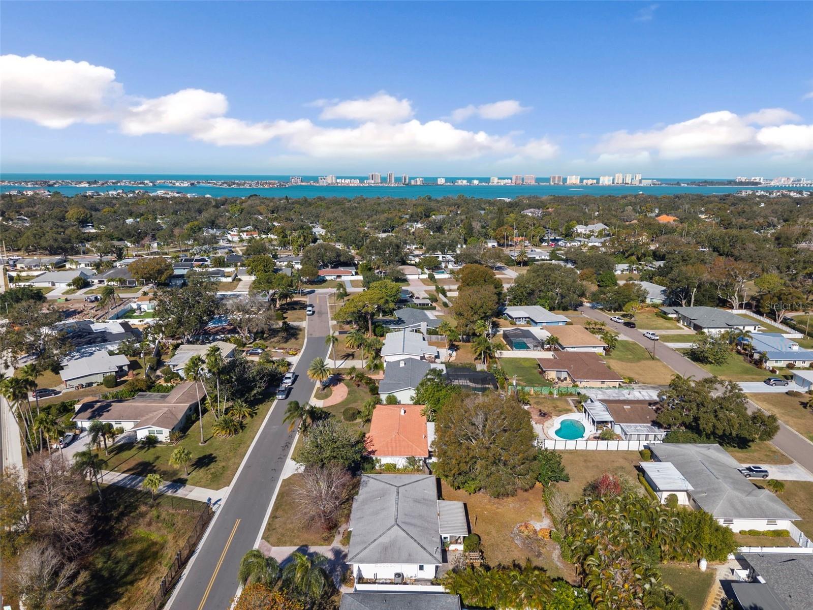 BELLEAIR ESTATES - Residential