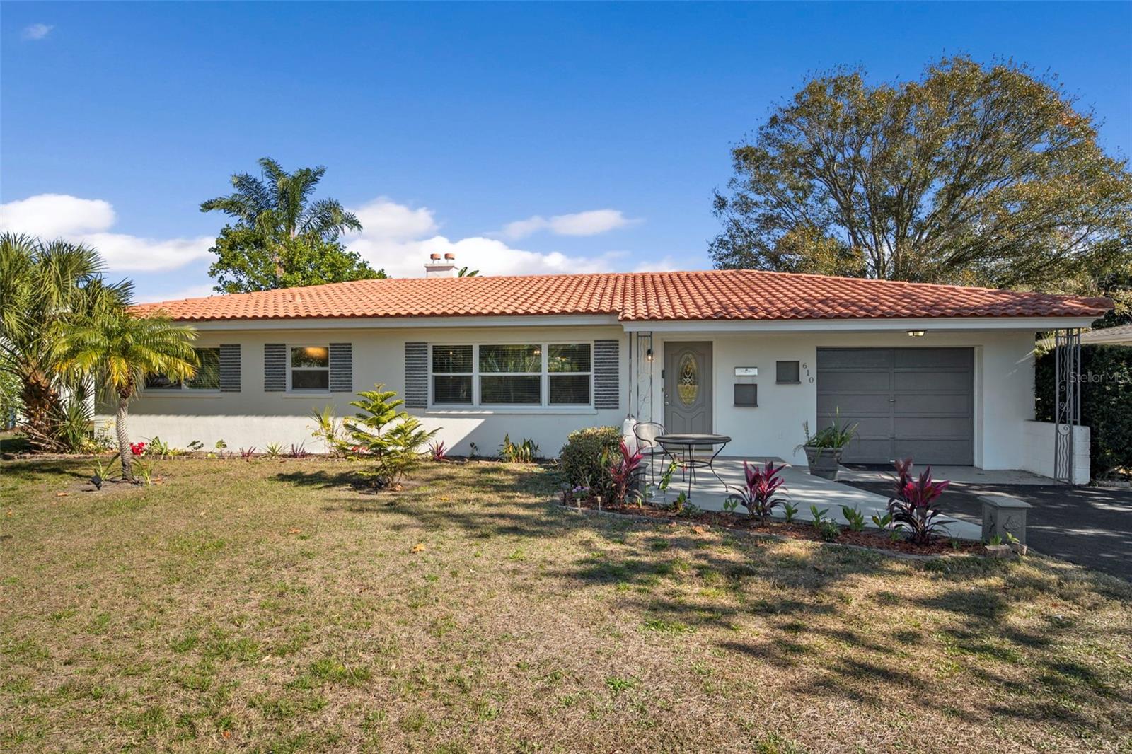 BELLEAIR ESTATES - Residential
