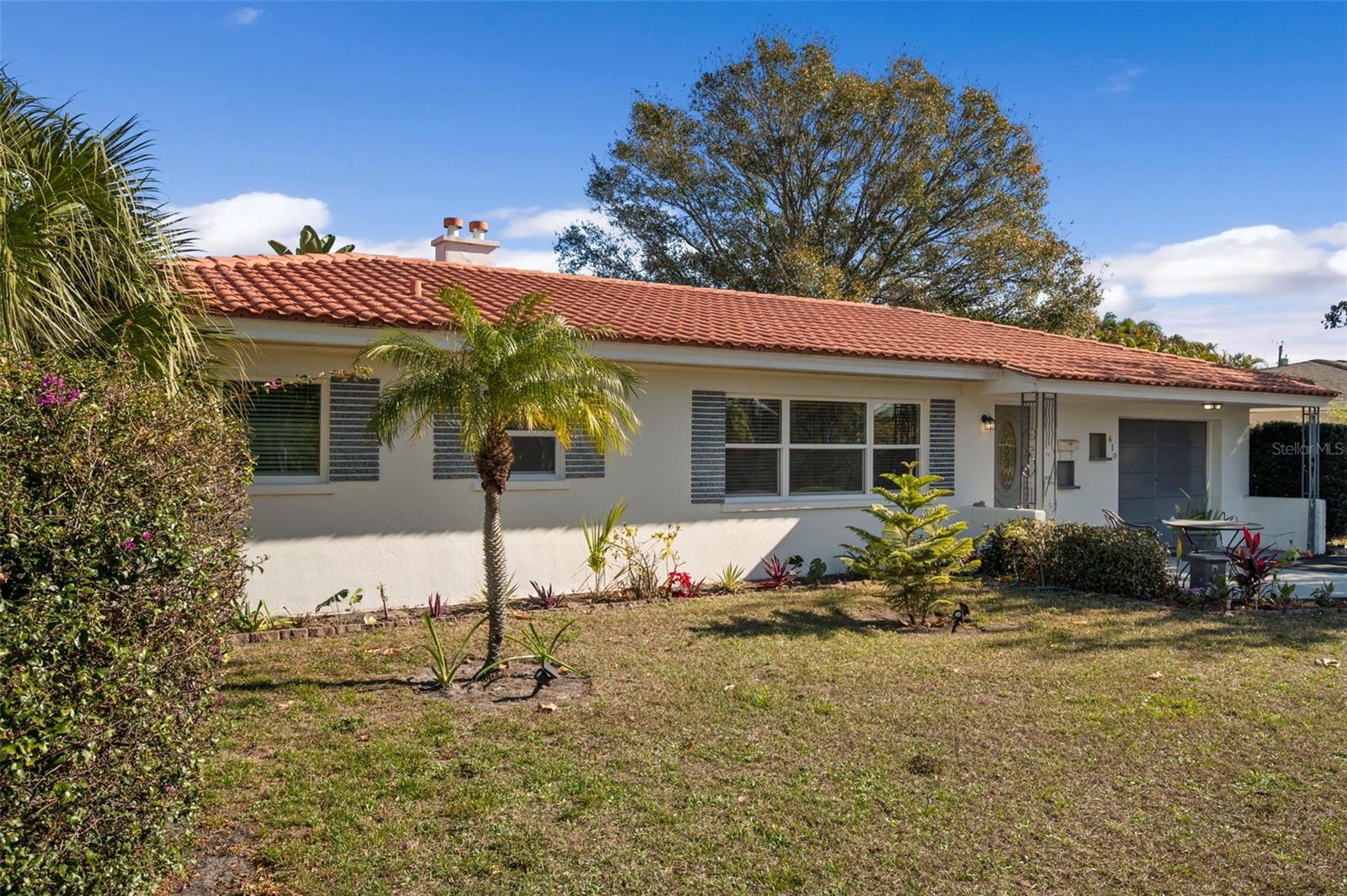 BELLEAIR ESTATES - Residential