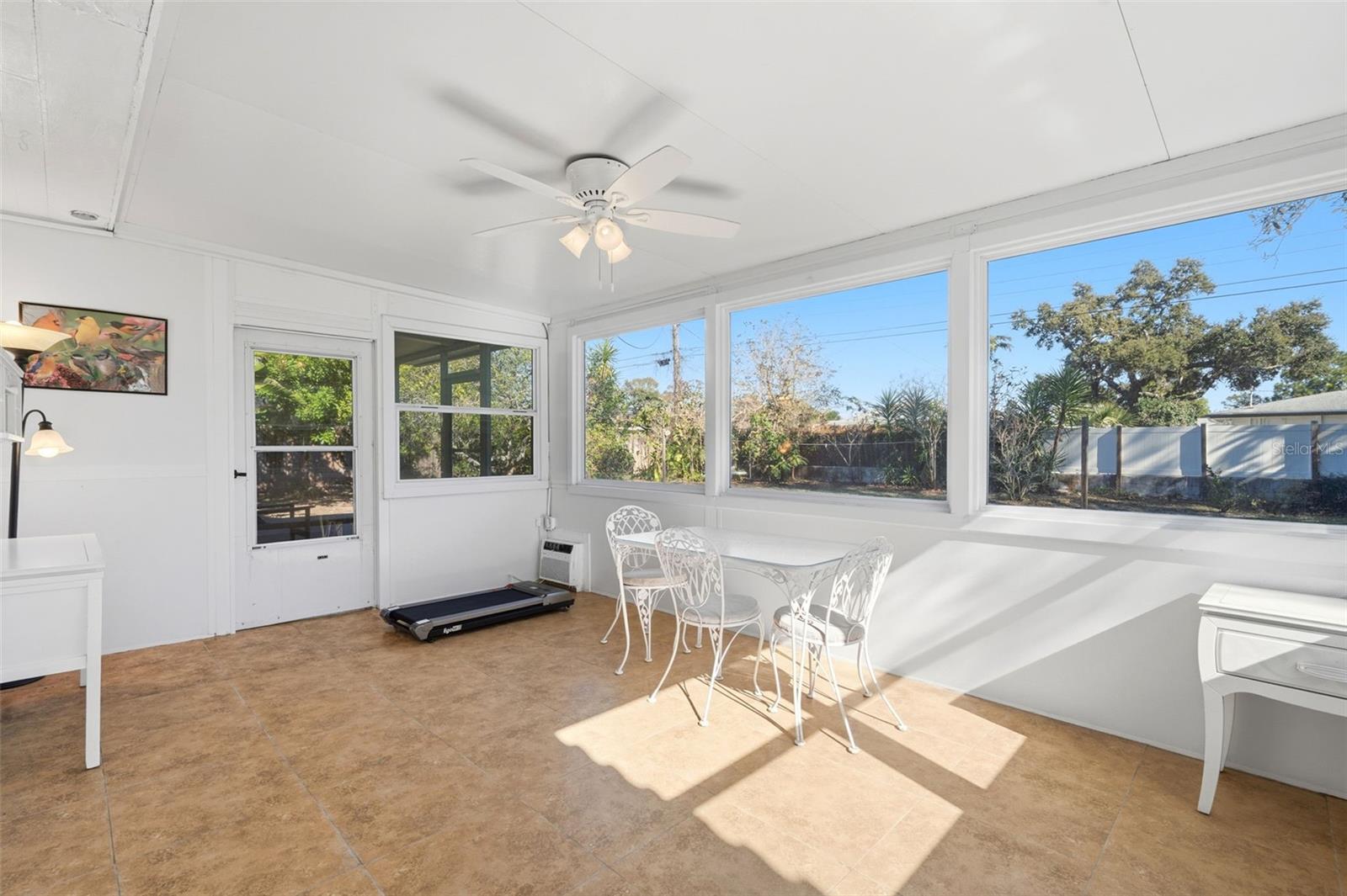 BELLEAIR ESTATES - Residential