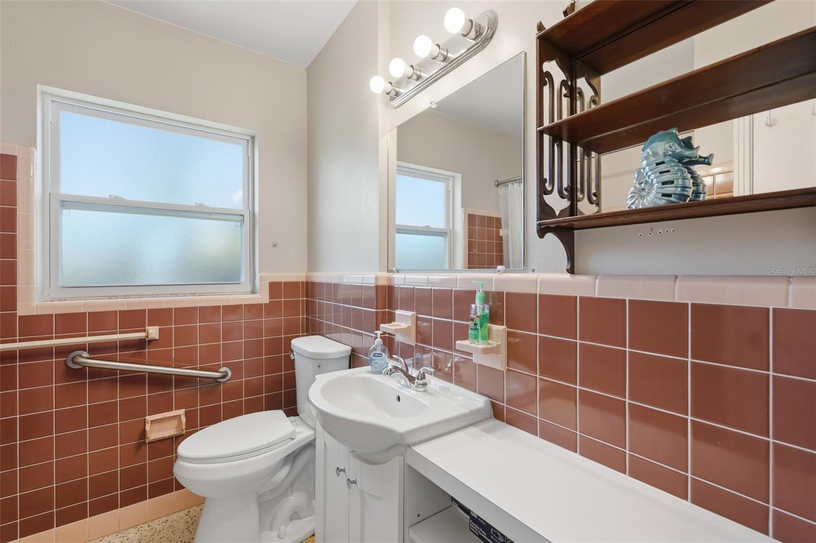 BELLEAIR ESTATES - Residential