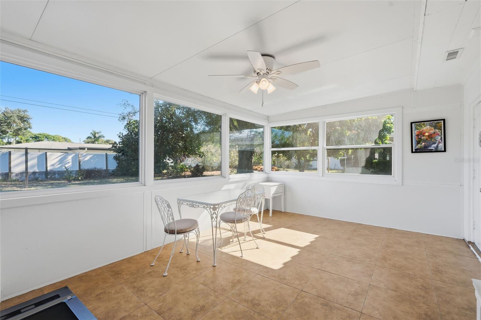 BELLEAIR ESTATES - Residential