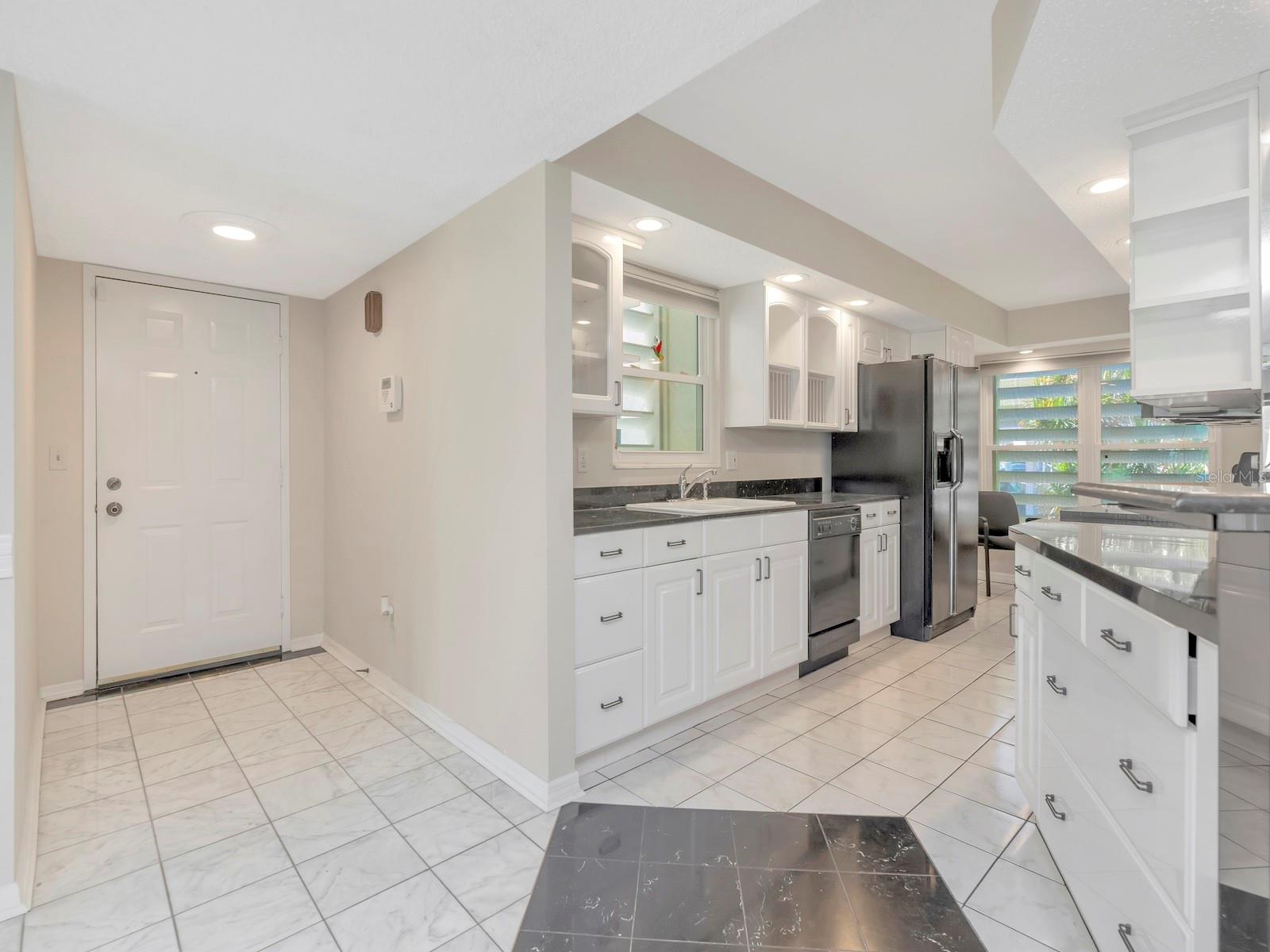 SANTA MARIA CONDO SAILBOAT - Residential