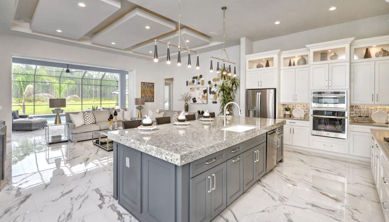 PLANTATION BAY - Residential