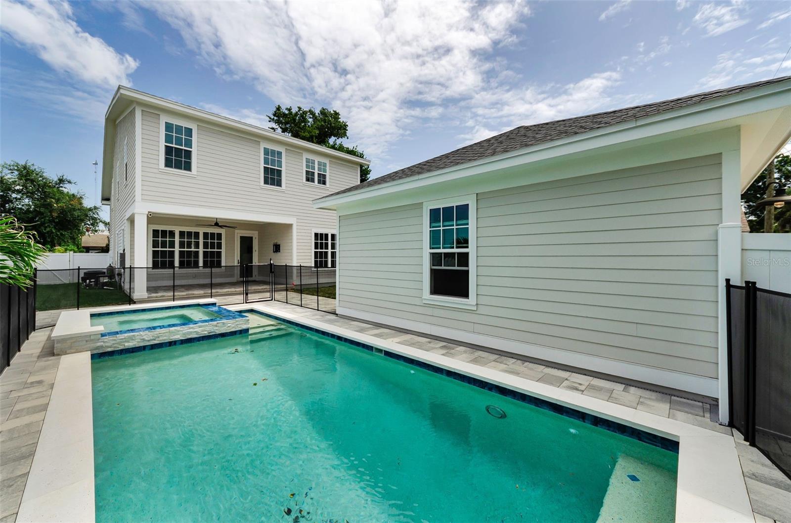 HALLS CENTRAL AVE 1 - Residential