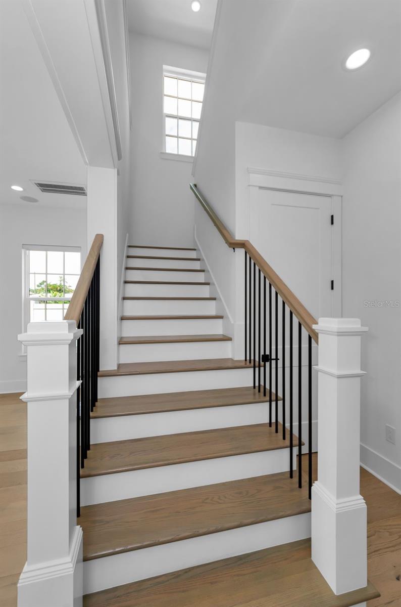 HALLS CENTRAL AVE 1 - Residential