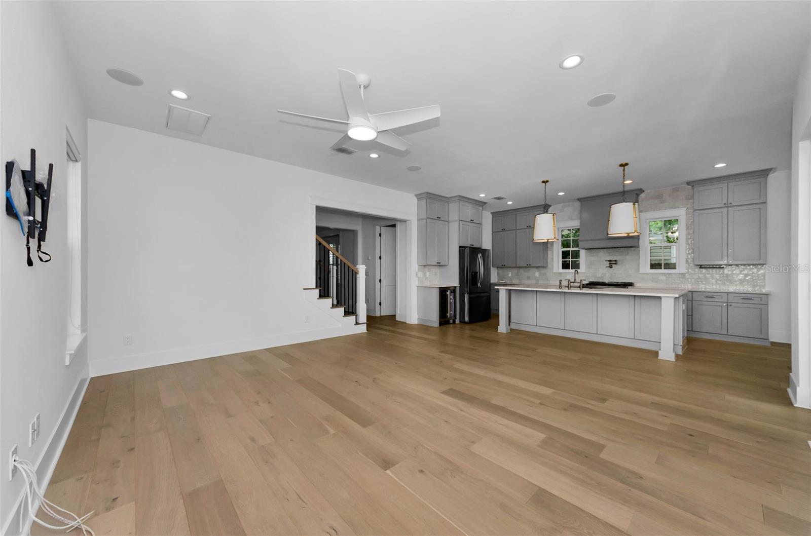 HALLS CENTRAL AVE 1 - Residential
