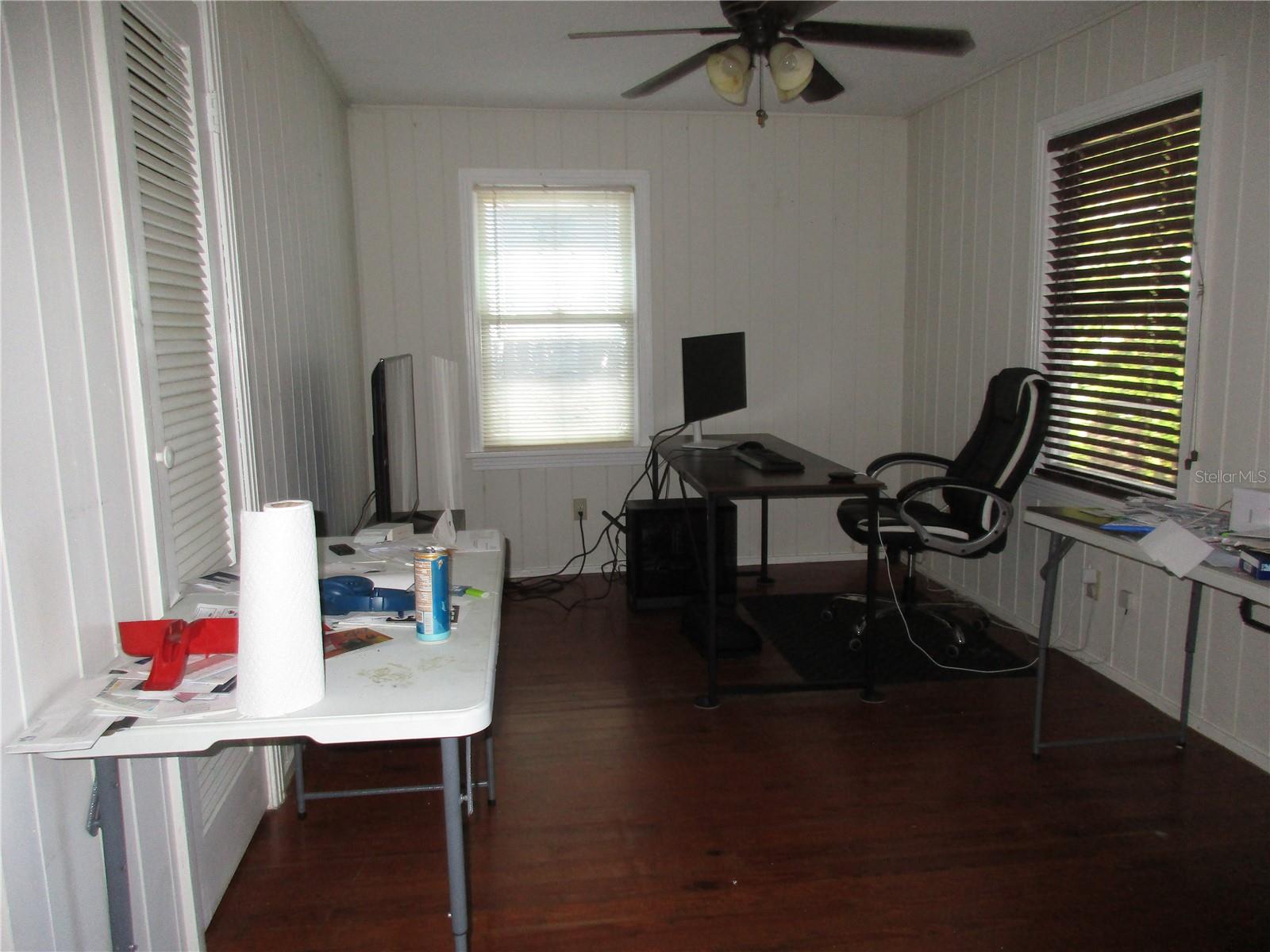 SARASOTA BEACH - Residential Income