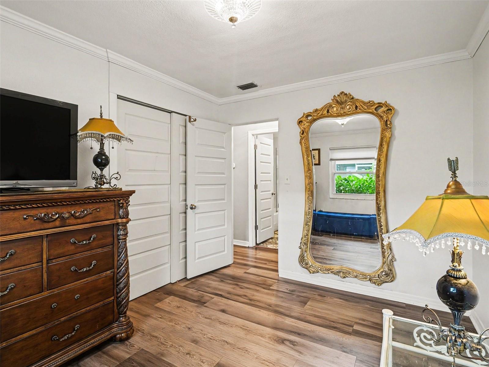 LOMA LINDA PARK - Residential