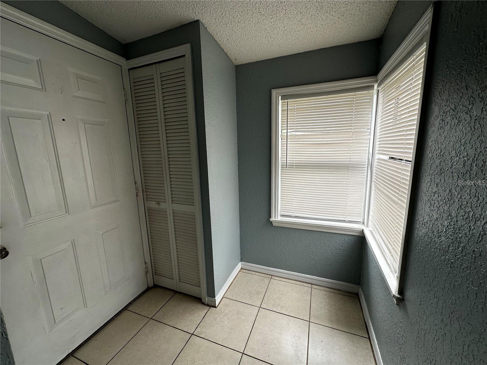 PARKVIEW VILLAGE - Residential Lease