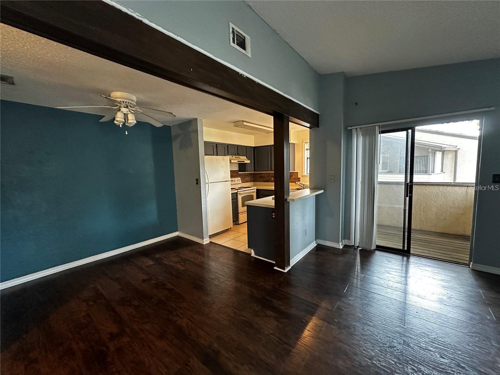 PARKVIEW VILLAGE - Residential Lease