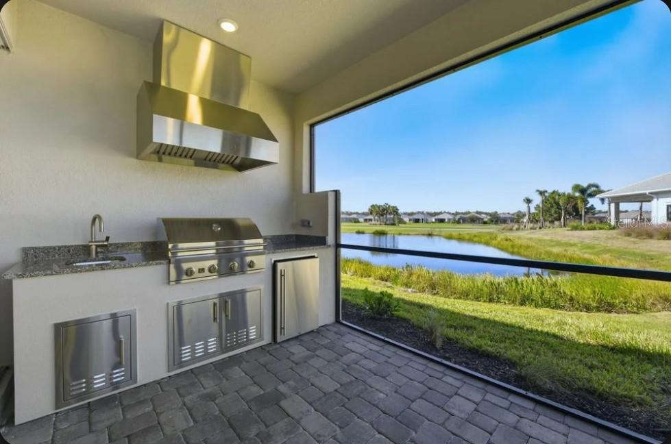 AZARIO ESPLANADE - Residential