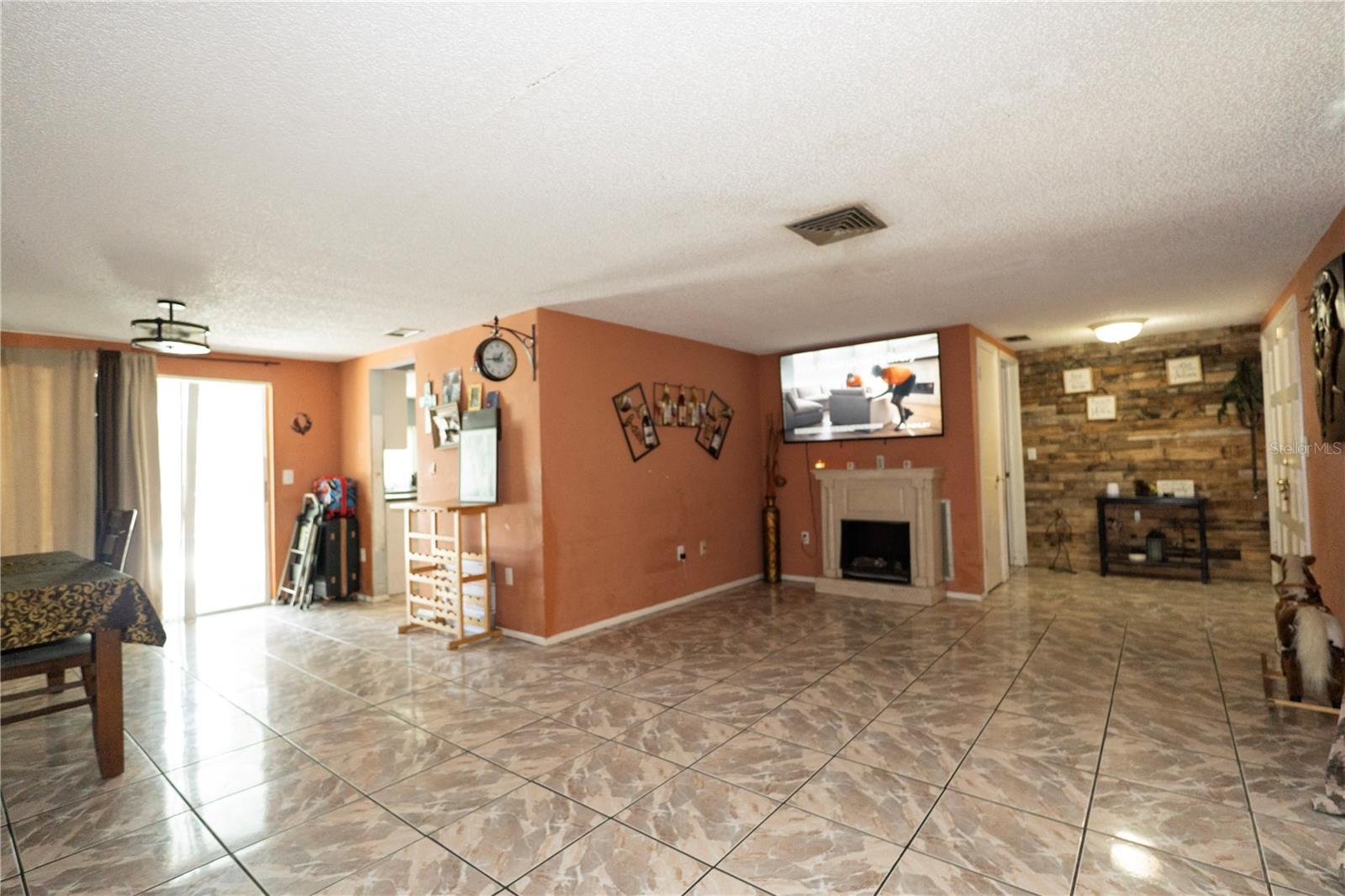 BEACON WOODS VILLAGE - Residential