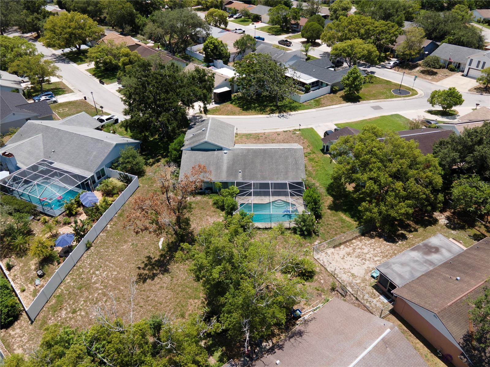 BEACON WOODS VILLAGE - Residential