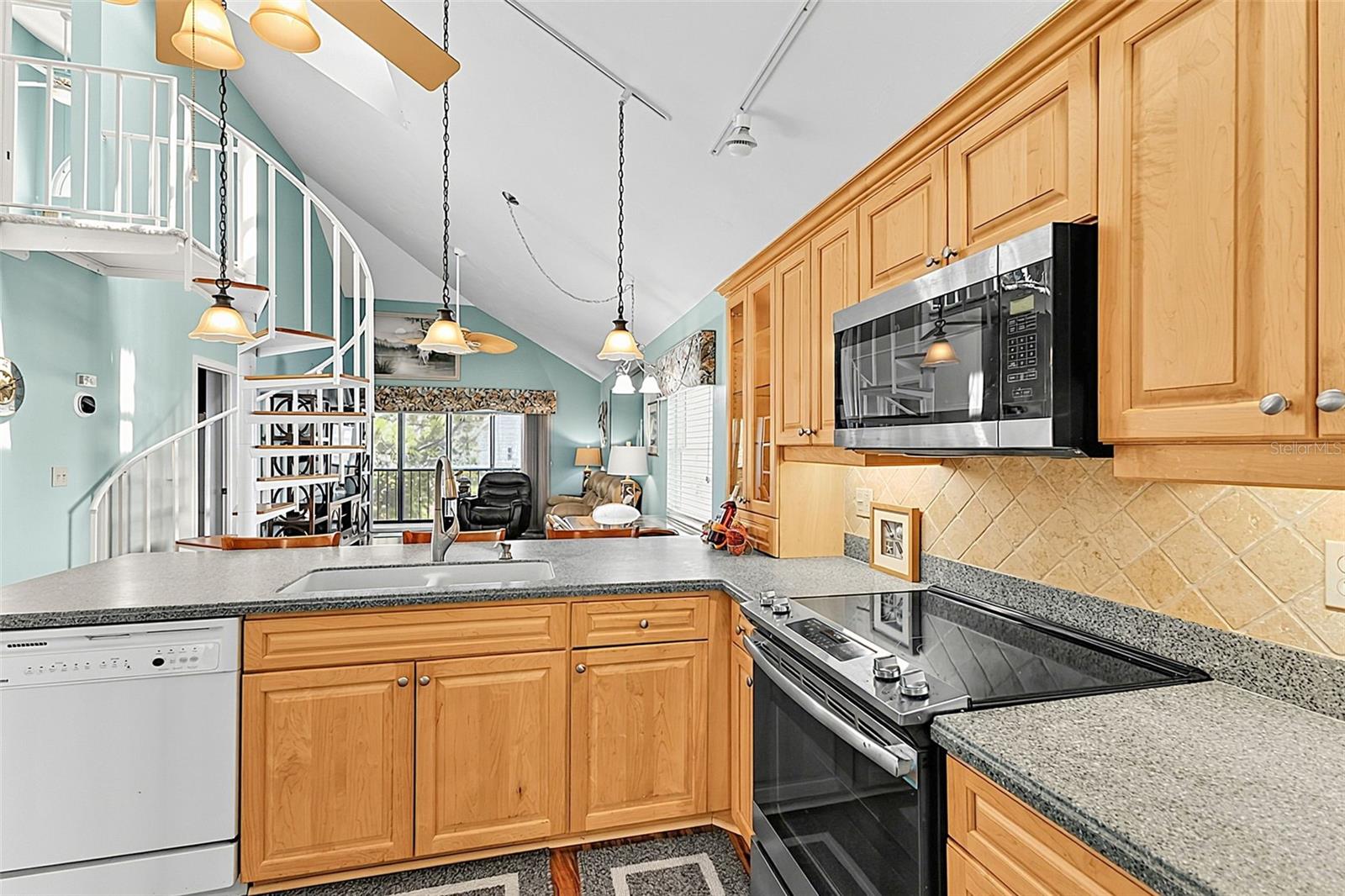 FIDDLERS GREEN 02 PH 02 BLDG 02 - Residential