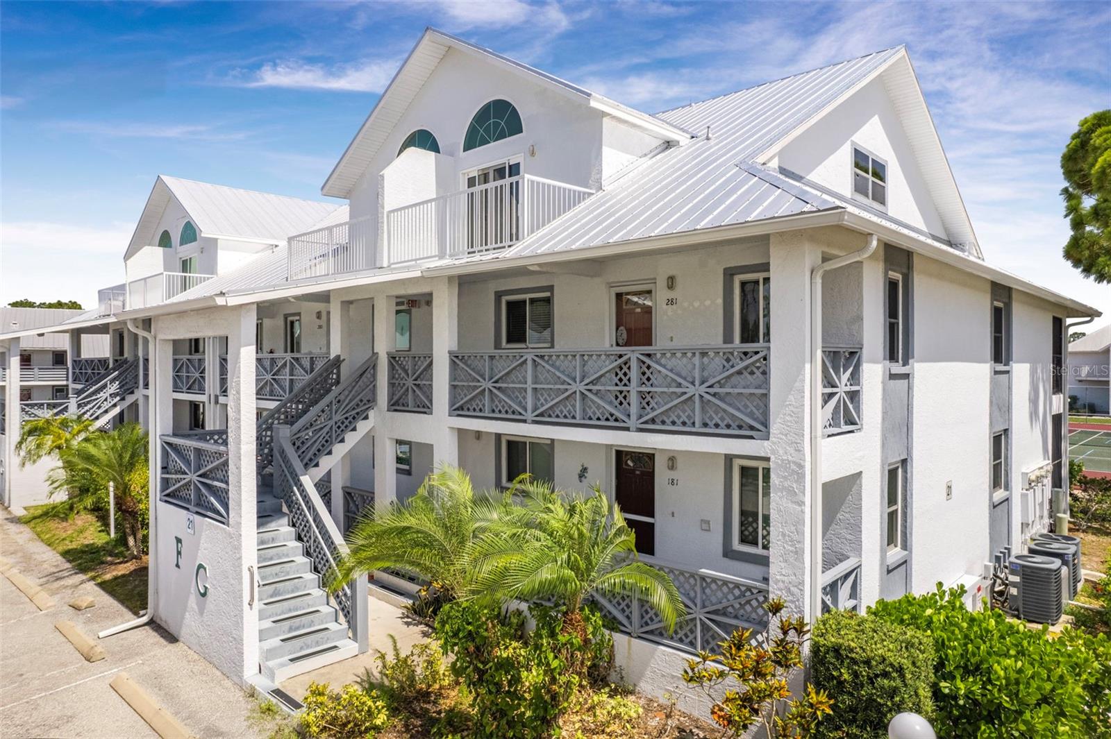 FIDDLERS GREEN 02 PH 02 BLDG 02 - Residential