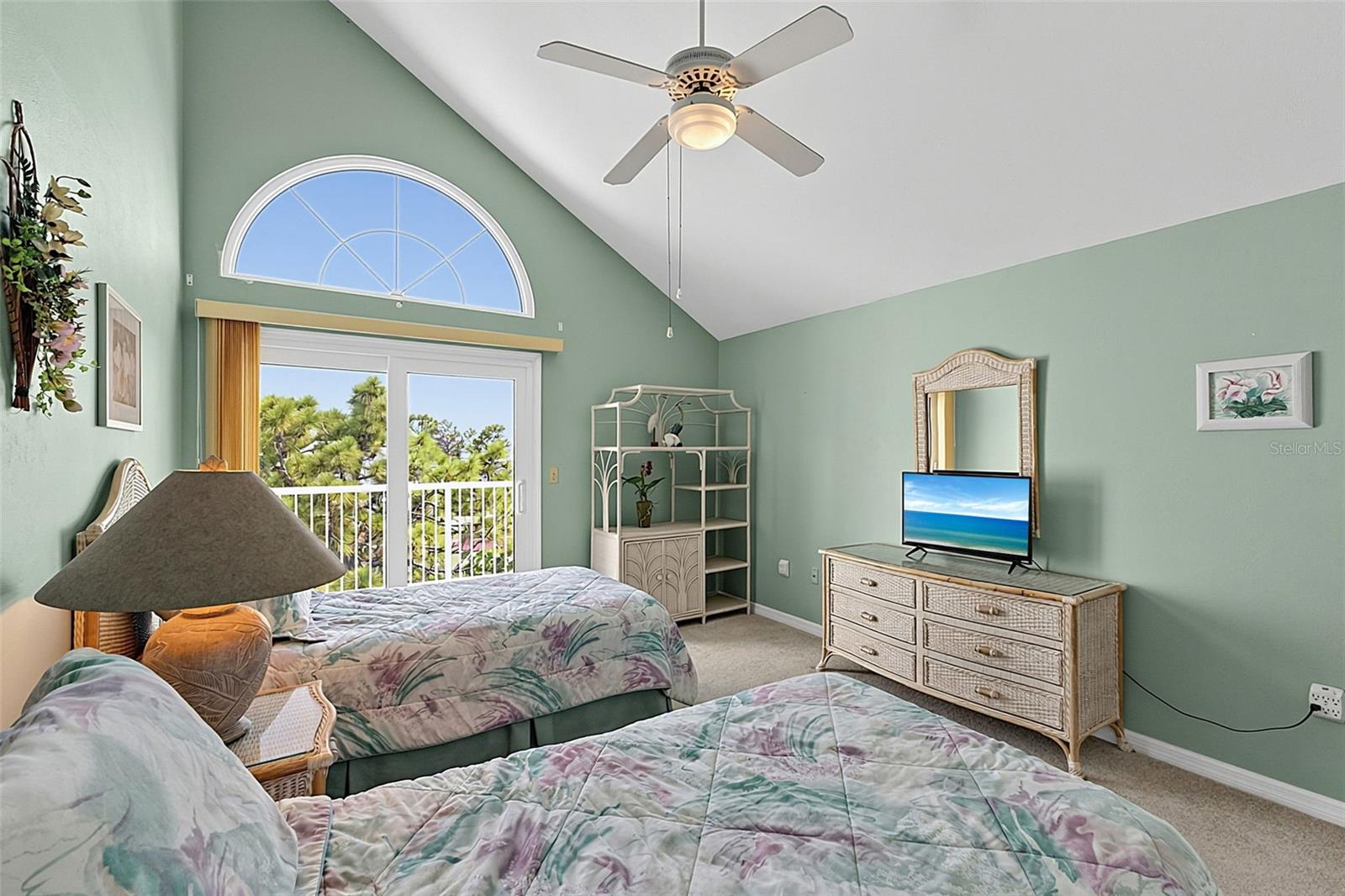FIDDLERS GREEN 02 PH 02 BLDG 02 - Residential