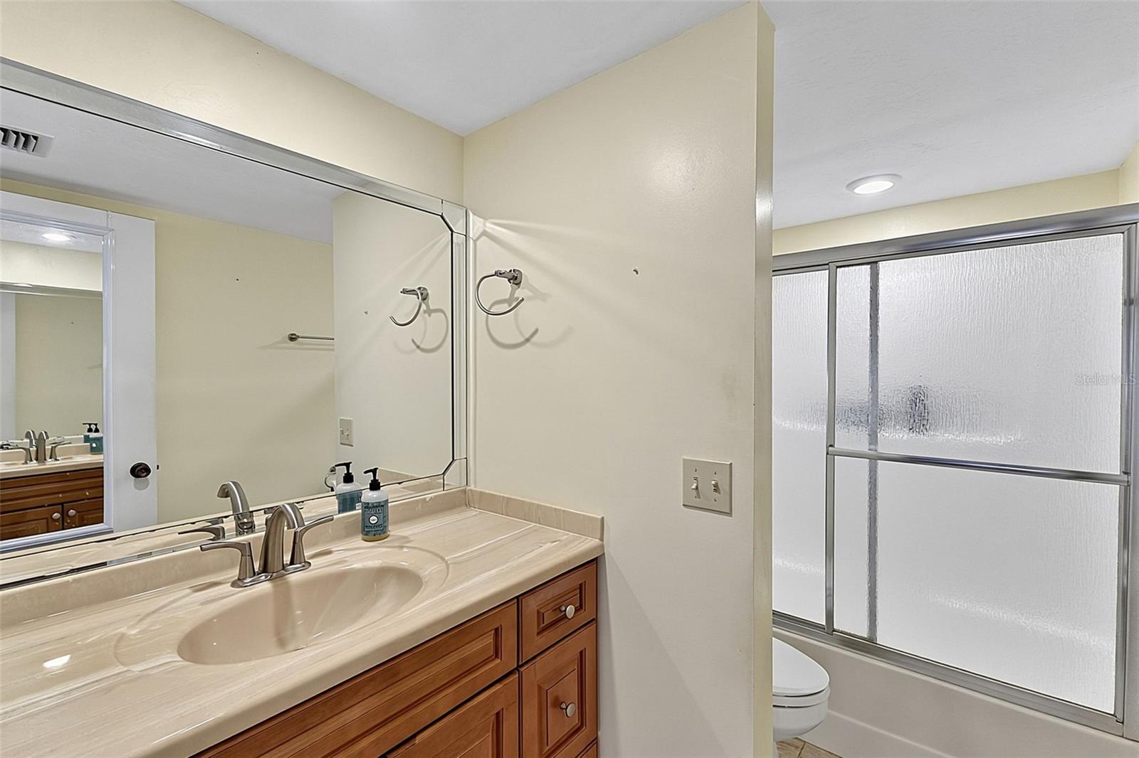 FIDDLERS GREEN 02 PH 02 BLDG 02 - Residential