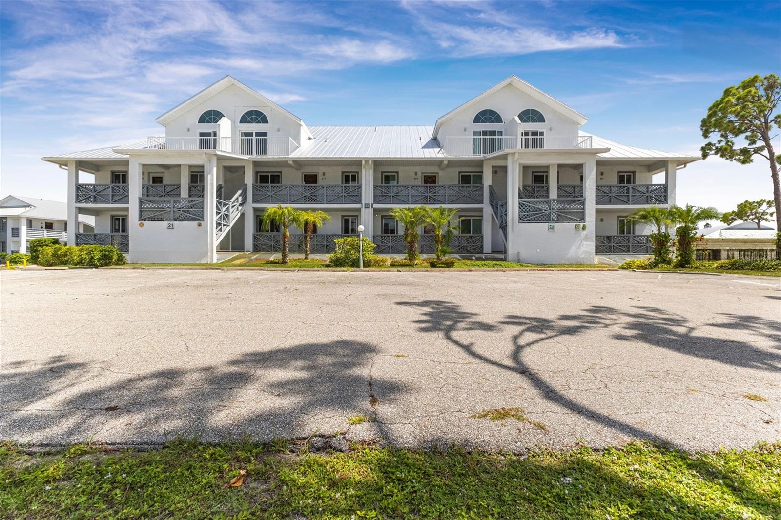 FIDDLERS GREEN 02 PH 02 BLDG 02 - Residential